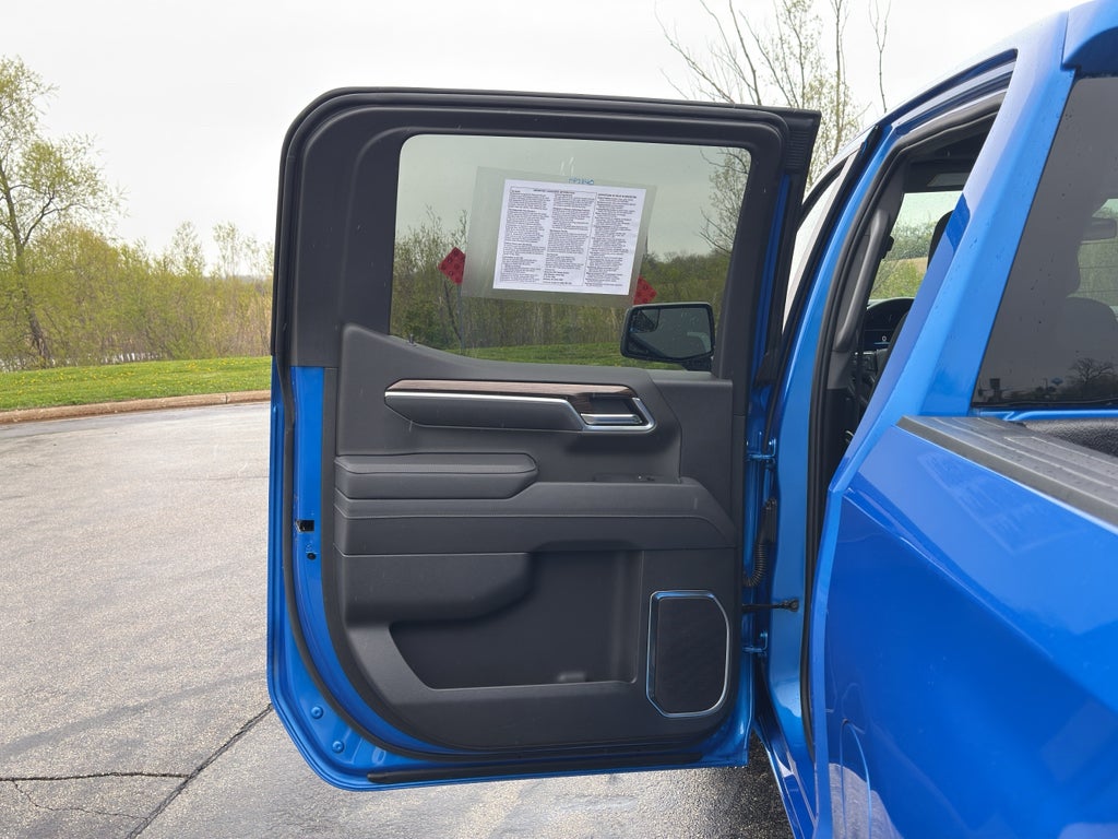 2025 Chevrolet Silverado 1500 LT (2FL)