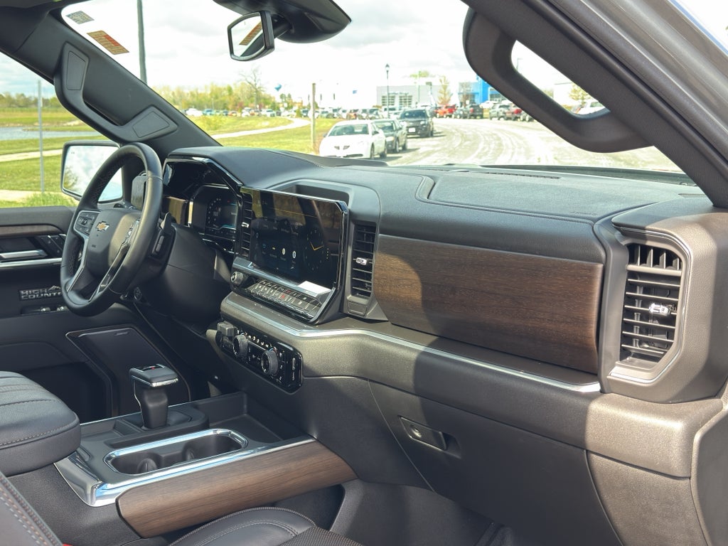 2025 Chevrolet Silverado 1500 High Country
