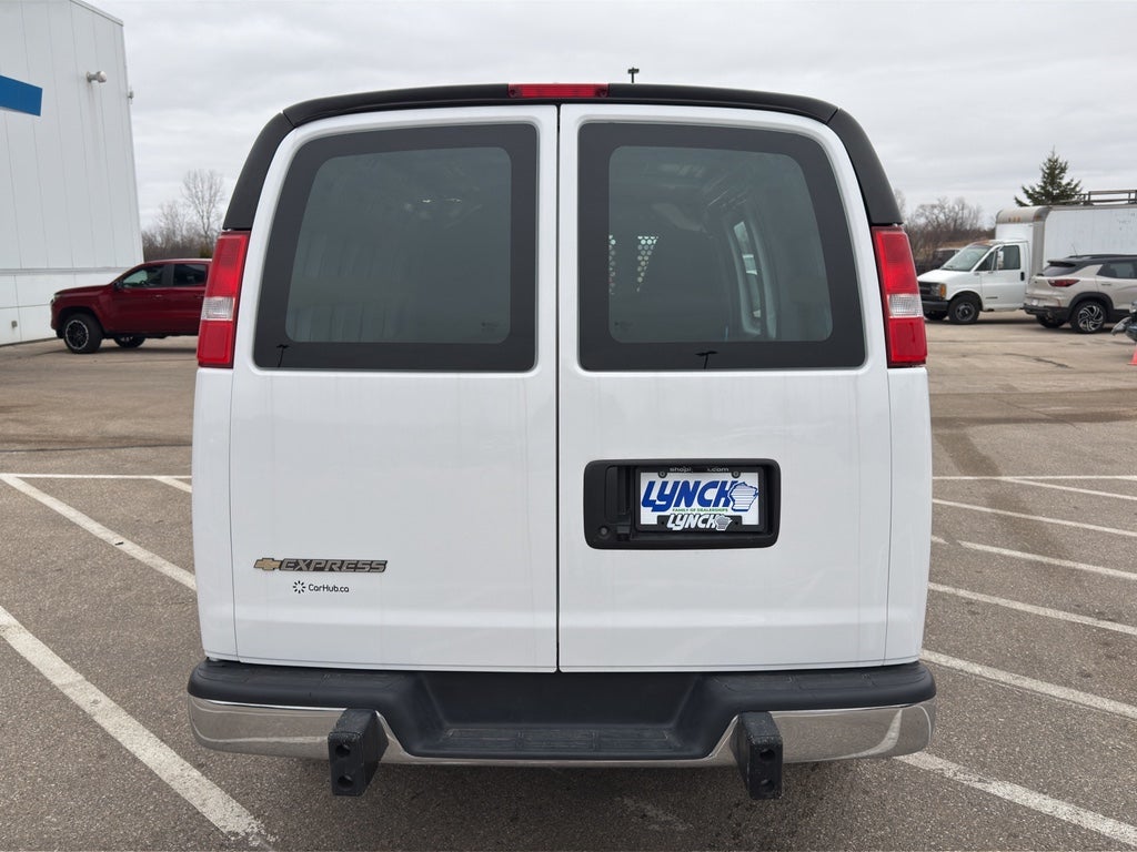 2024 Chevrolet Express Cargo 2500 WT