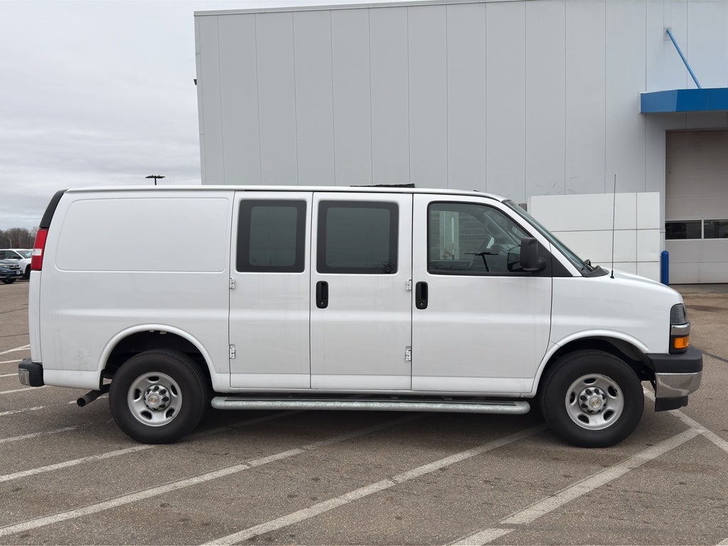 2024 Chevrolet Express Cargo 2500 WT