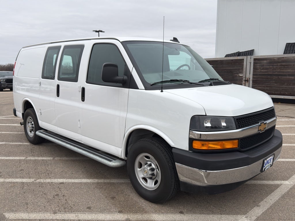 2024 Chevrolet Express Cargo 2500 WT