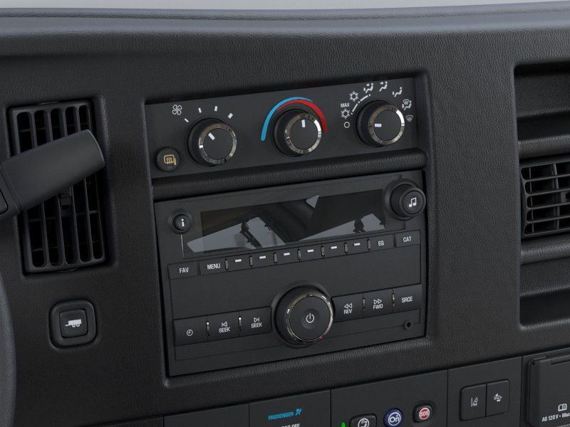 2025 Chevrolet Express Cargo 3500 WT