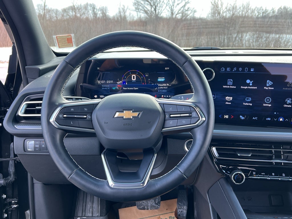 2024 Chevrolet Traverse LT