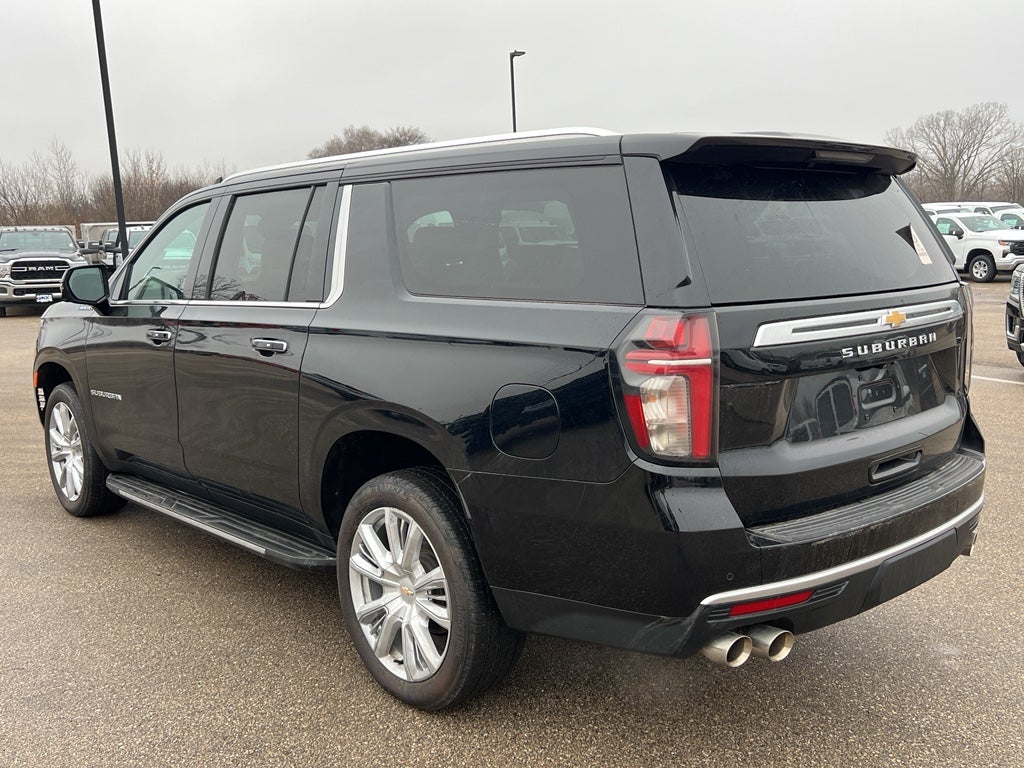 2023 Chevrolet Suburban High Country
