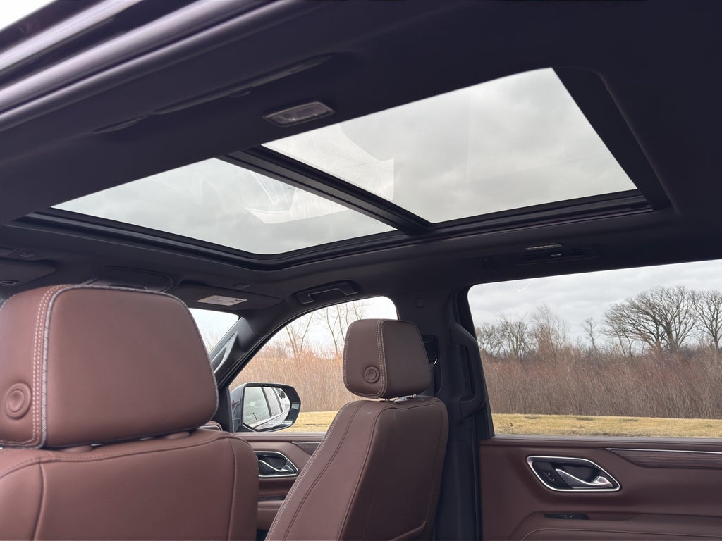 2023 Chevrolet Suburban High Country