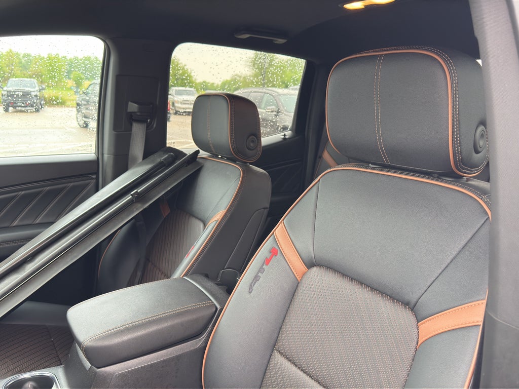 2024 GMC Canyon AT4