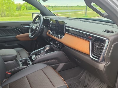 2024 GMC Canyon AT4