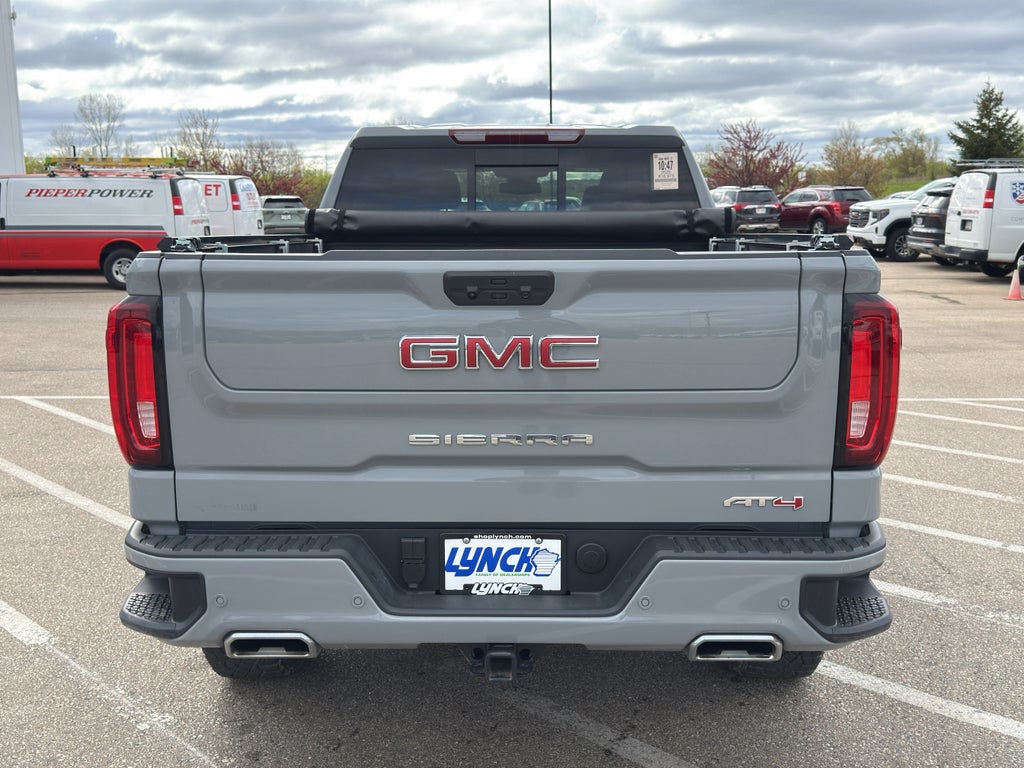 2025 GMC Sierra 1500 AT4