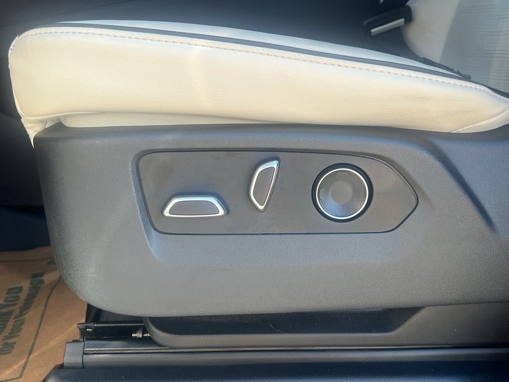 2023 Cadillac Escalade ESV Sport