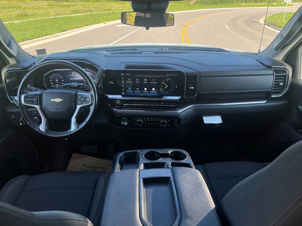 2023 Chevrolet Silverado 1500 LT (2FL)