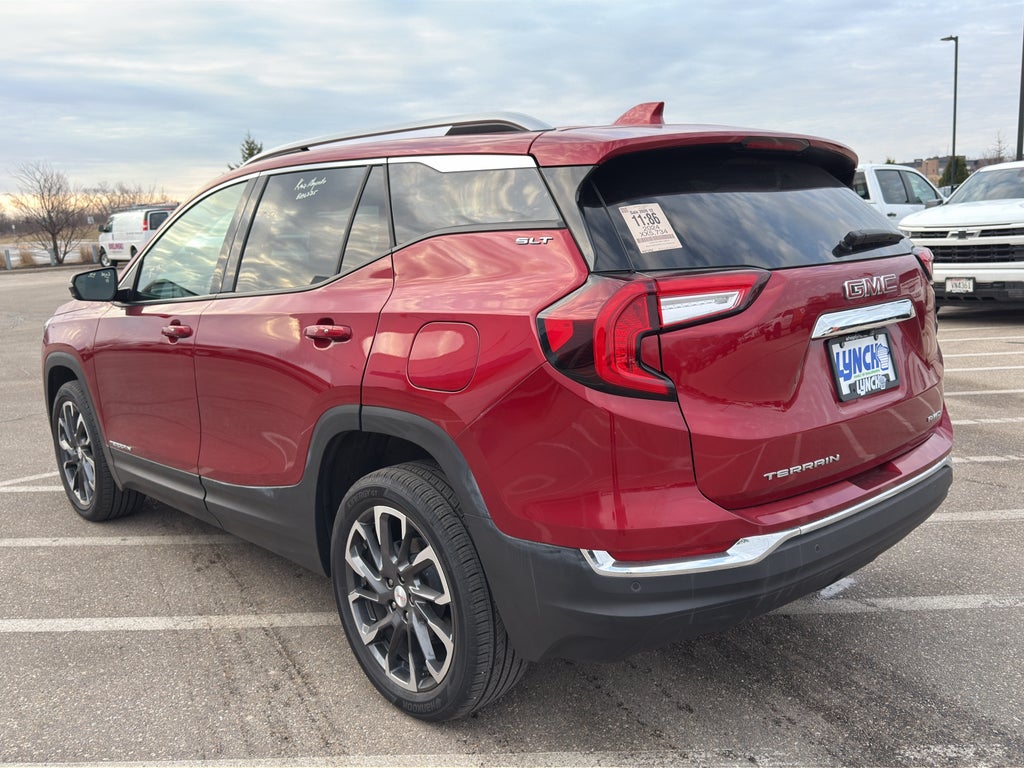 2024 GMC Terrain SLT