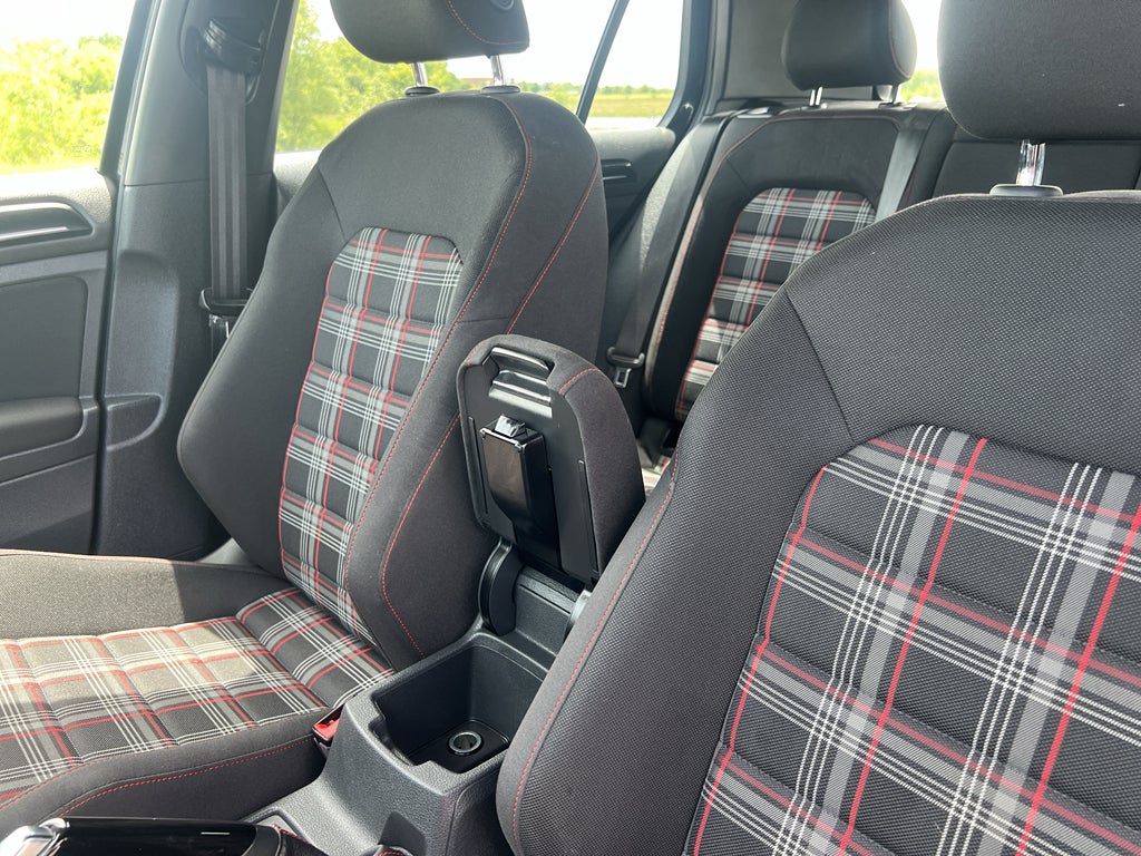 2017 Volkswagen Golf GTI S