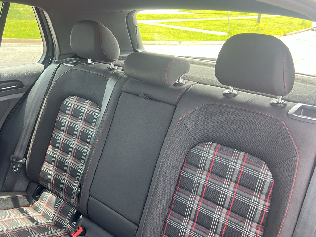 2017 Volkswagen Golf GTI S