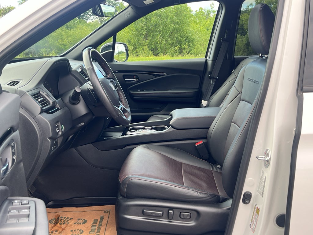 2025 Honda Ridgeline Black Edition