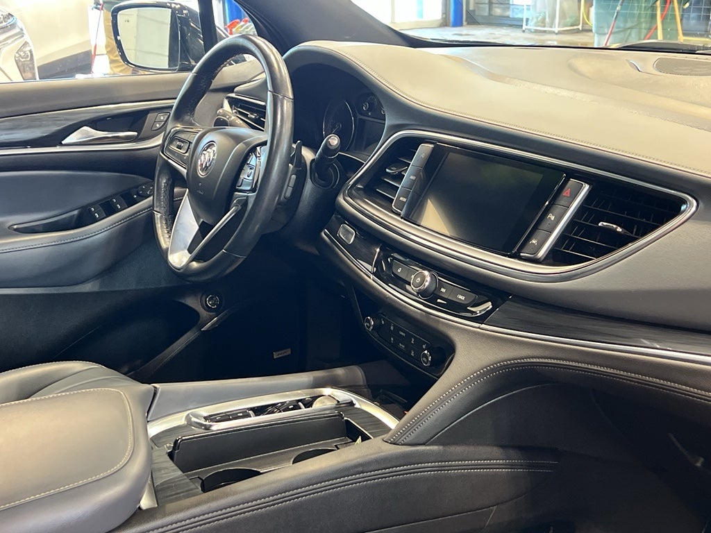 2024 Buick Enclave Essence