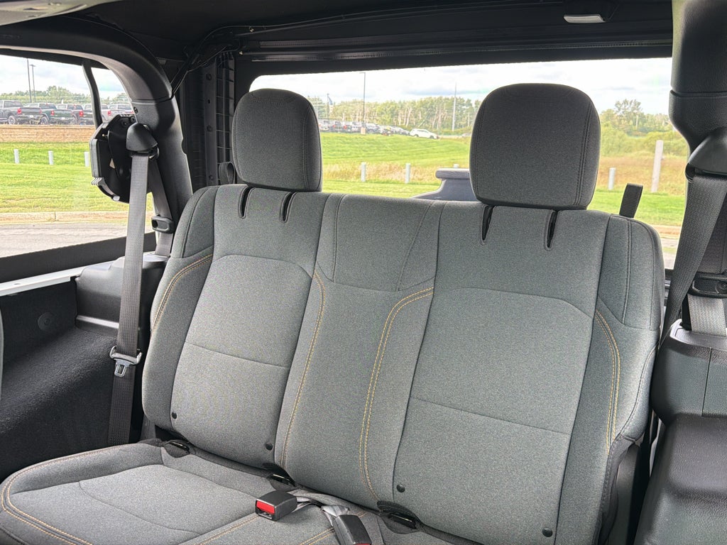 2024 Jeep Wrangler Sport V6 Manual