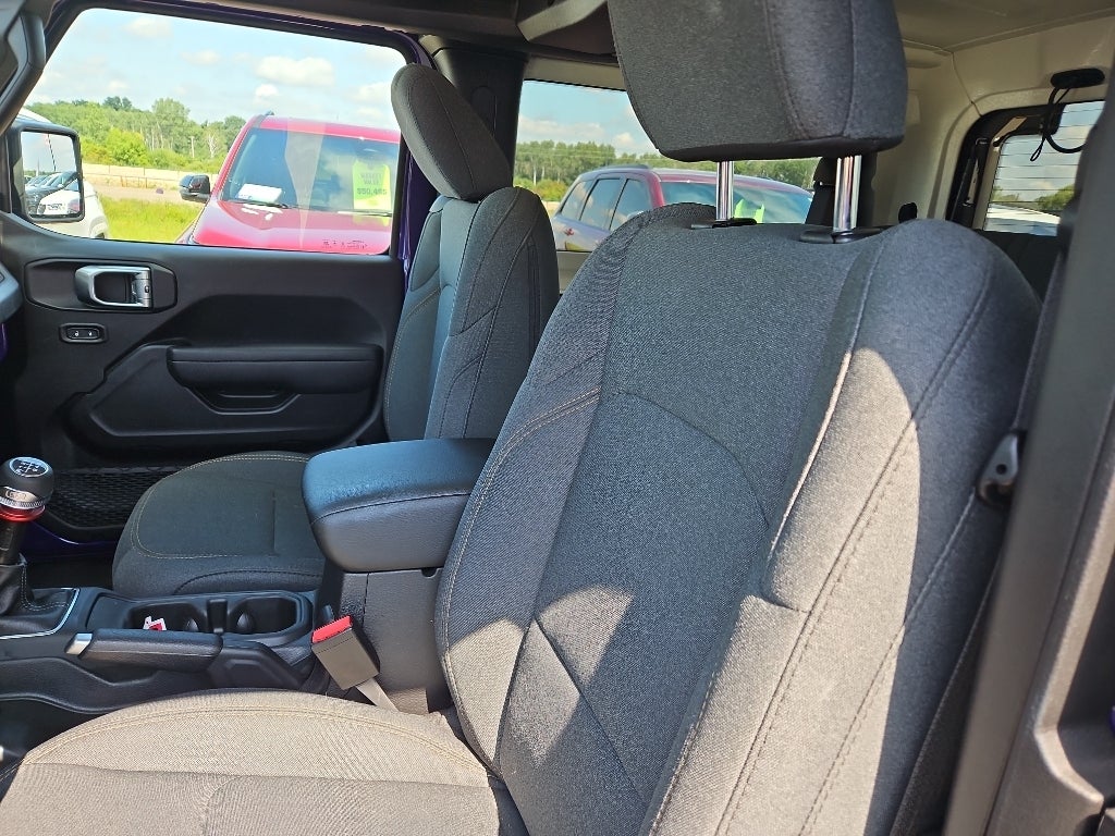 2026 Jeep Wrangler Willys Purple Reign V6 Manual