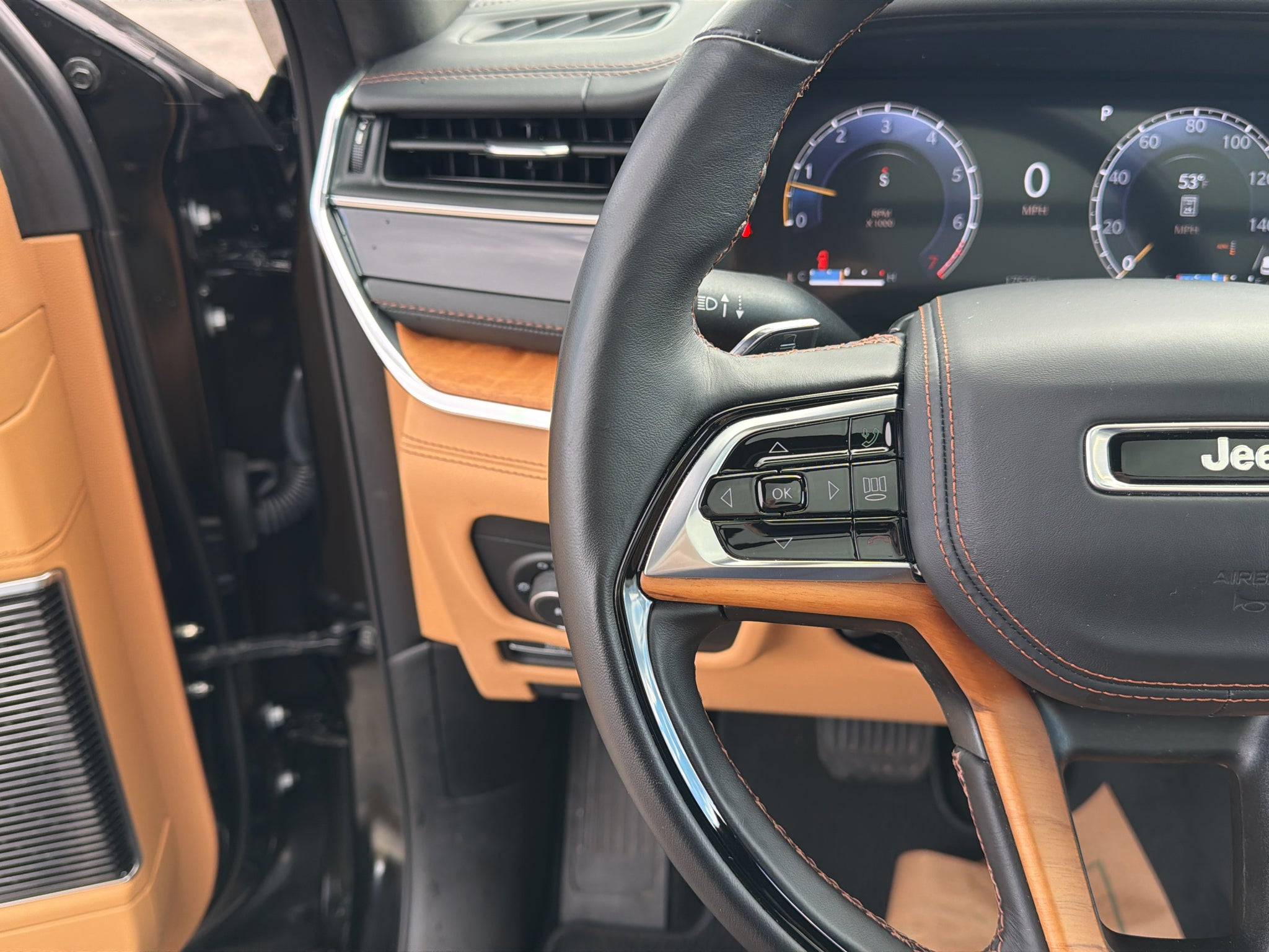 2025 Jeep Grand Cherokee Summit Reserve