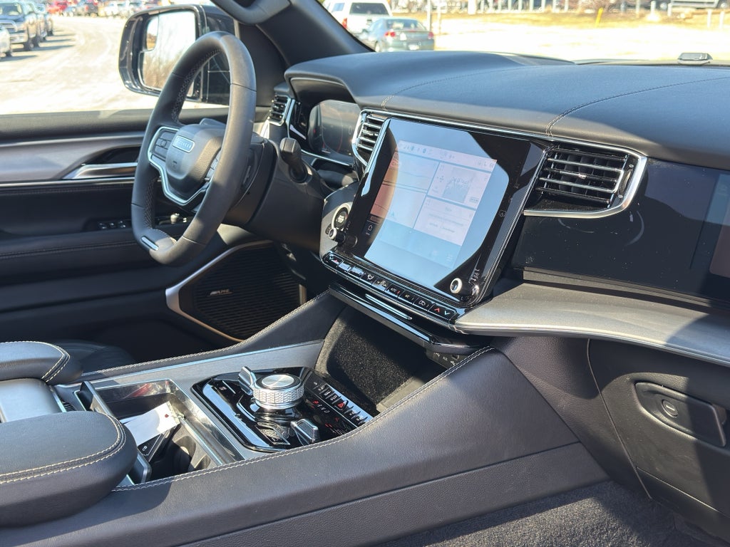 2024 Jeep Wagoneer Series II Carbide