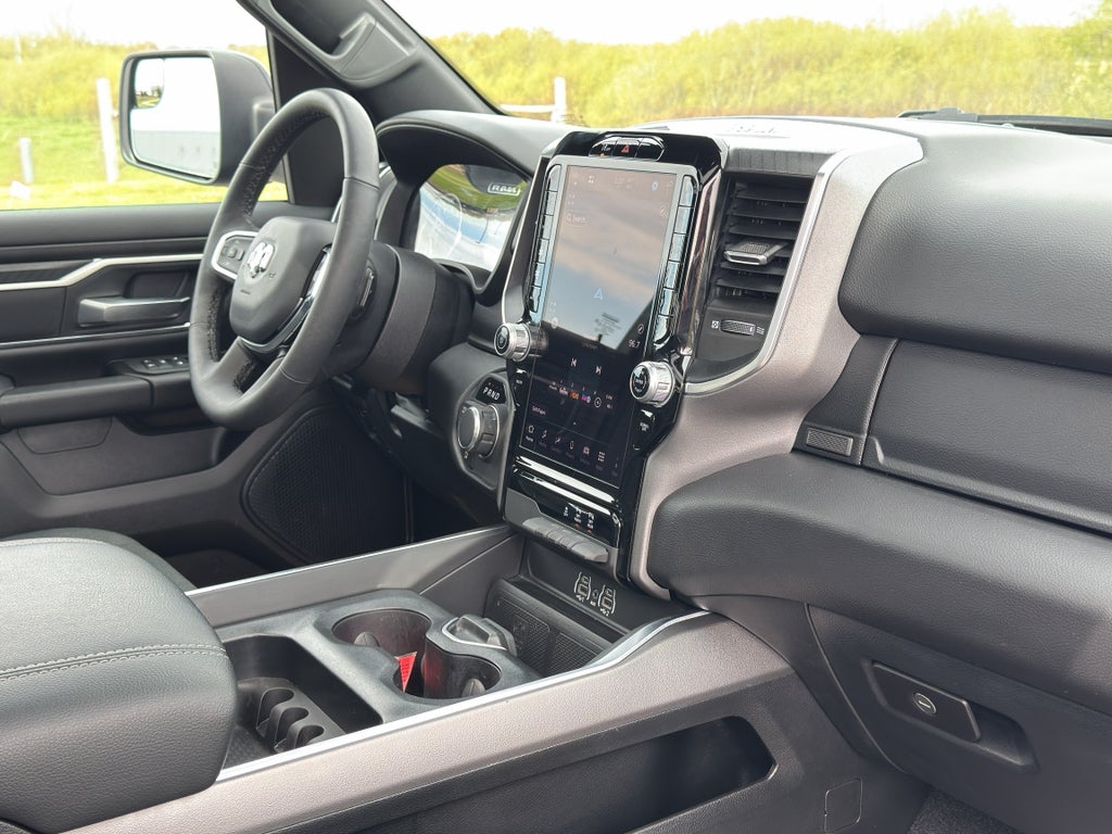 2025 RAM 1500 Big Horn w/Moonroof