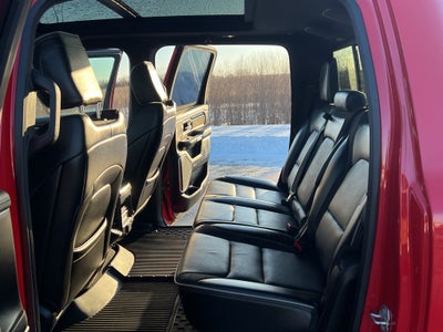 2021 RAM 1500 Laramie Night Edition w/Moonroof