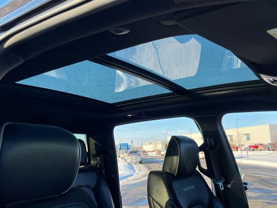 2023 RAM 1500 Laramie Night Edition w/Moonroof