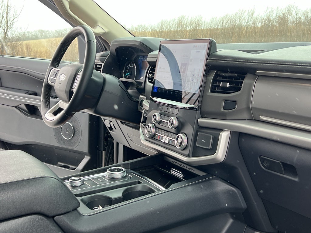 2024 Ford Expedition MAX XLT