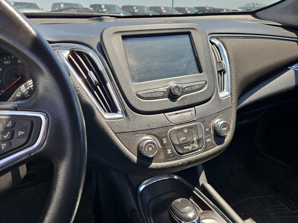 2017 Chevrolet Malibu LT