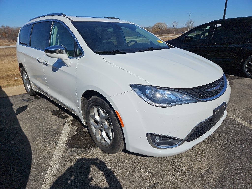 2020 Chrysler Pacifica Limited