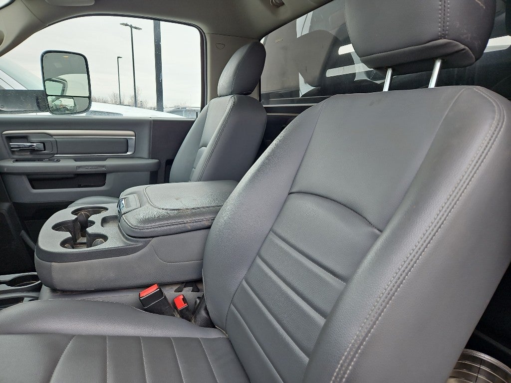 2018 RAM 3500 Chassis Tradesman