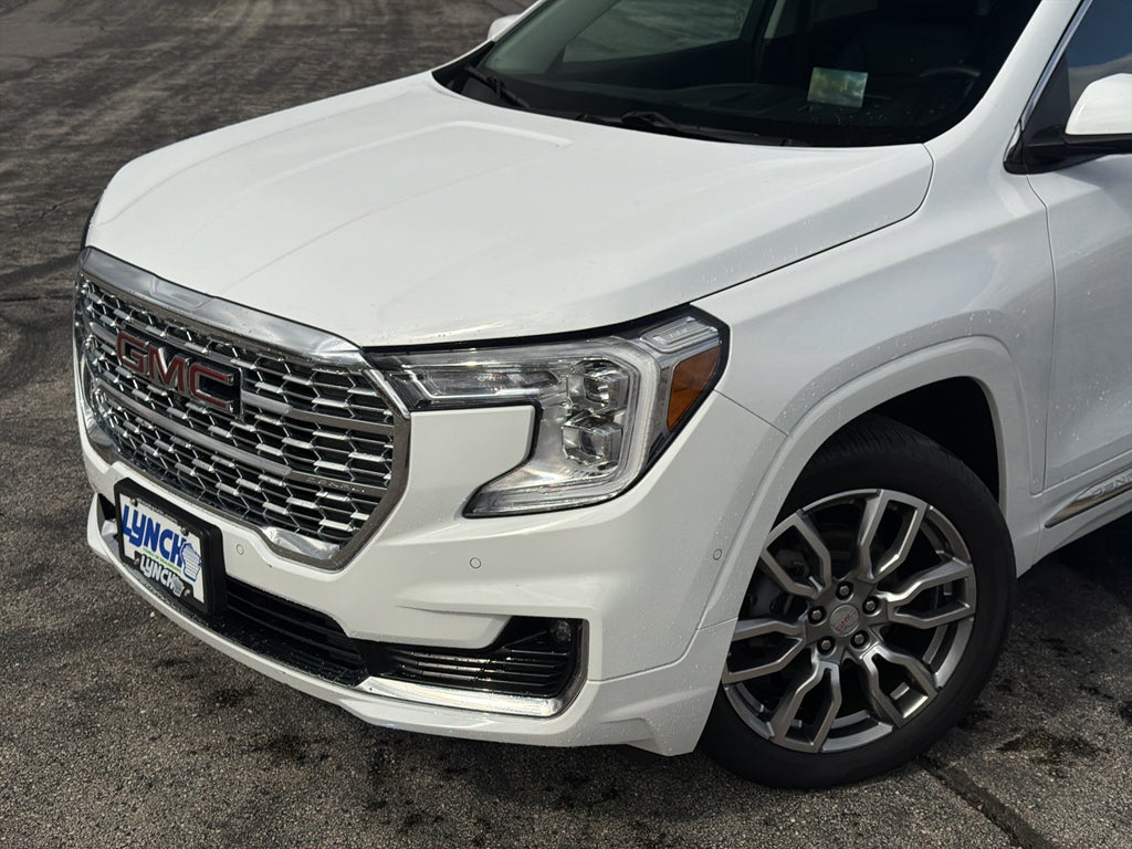 2023 GMC Terrain Denali