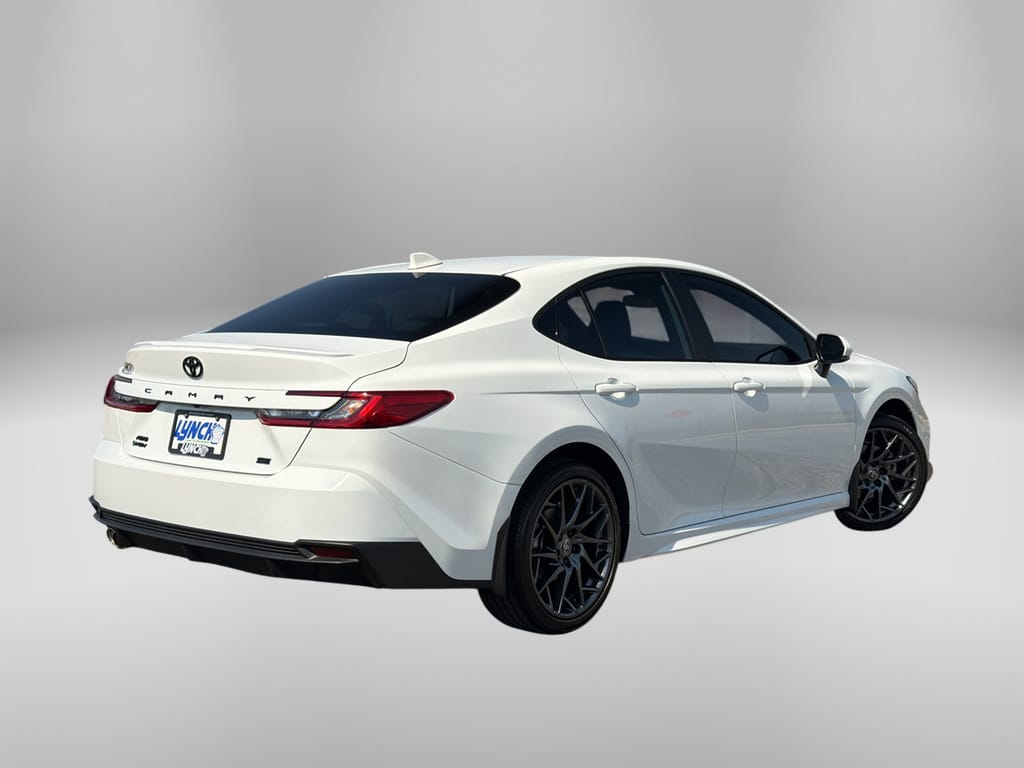 2025 Toyota Camry Hybrid SE