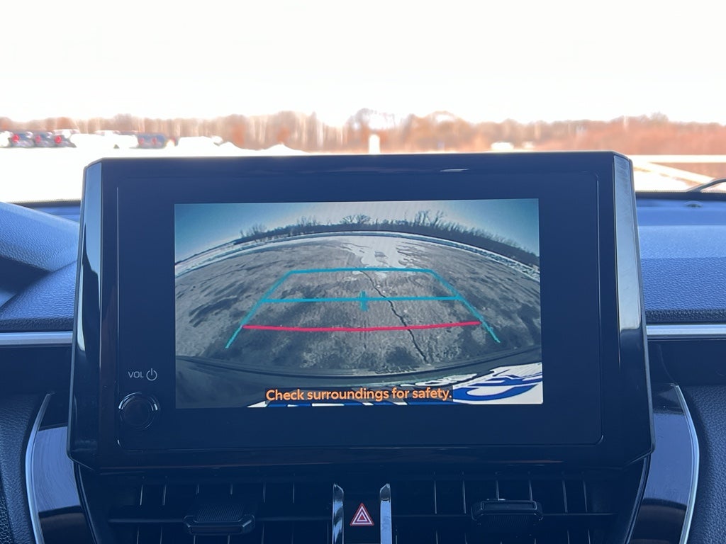 2024 Toyota Corolla Cross LE