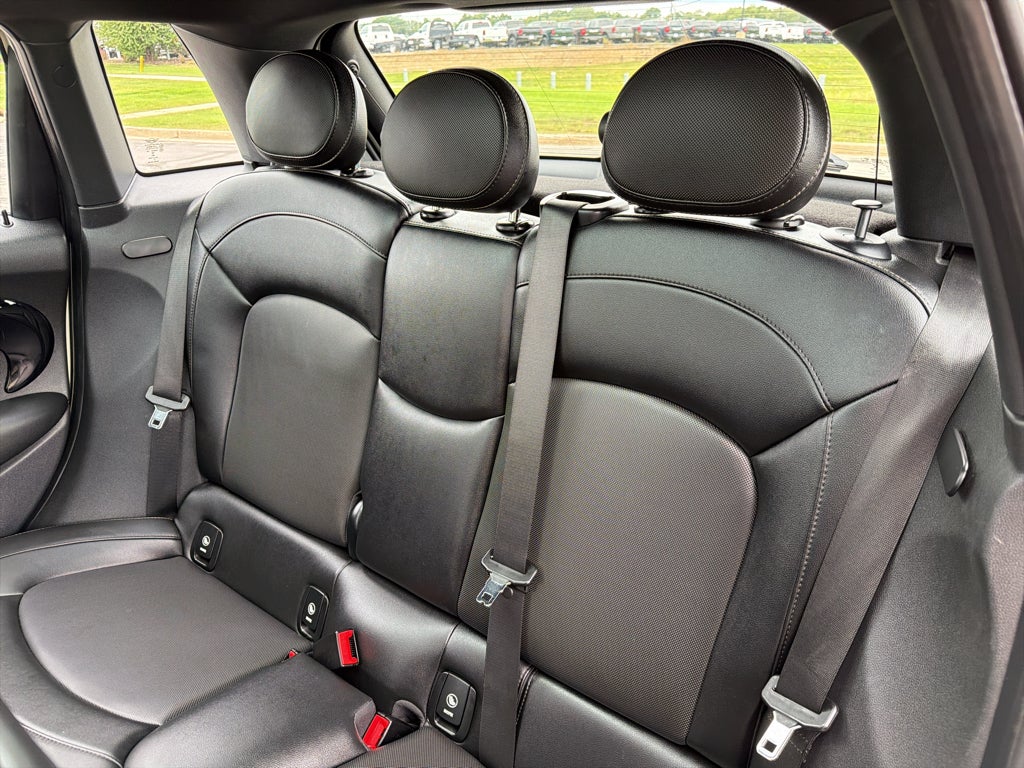 2015 MINI Hardtop S