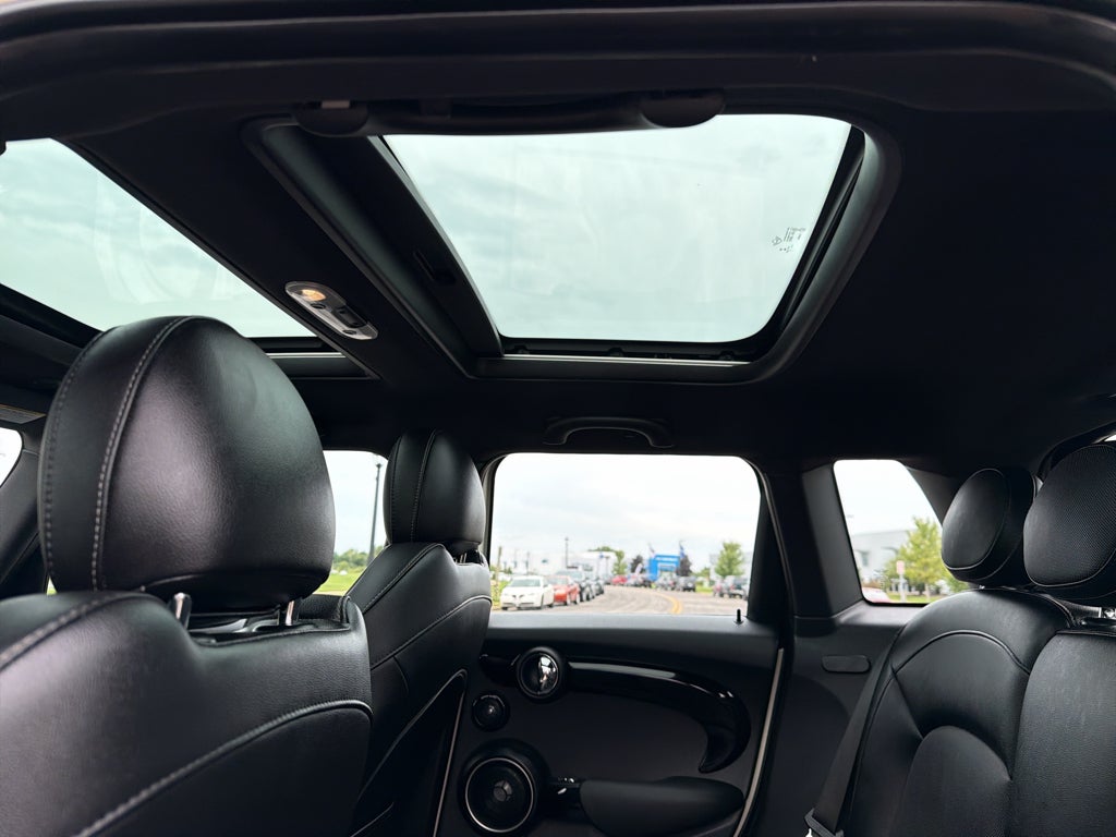 2015 MINI Hardtop S