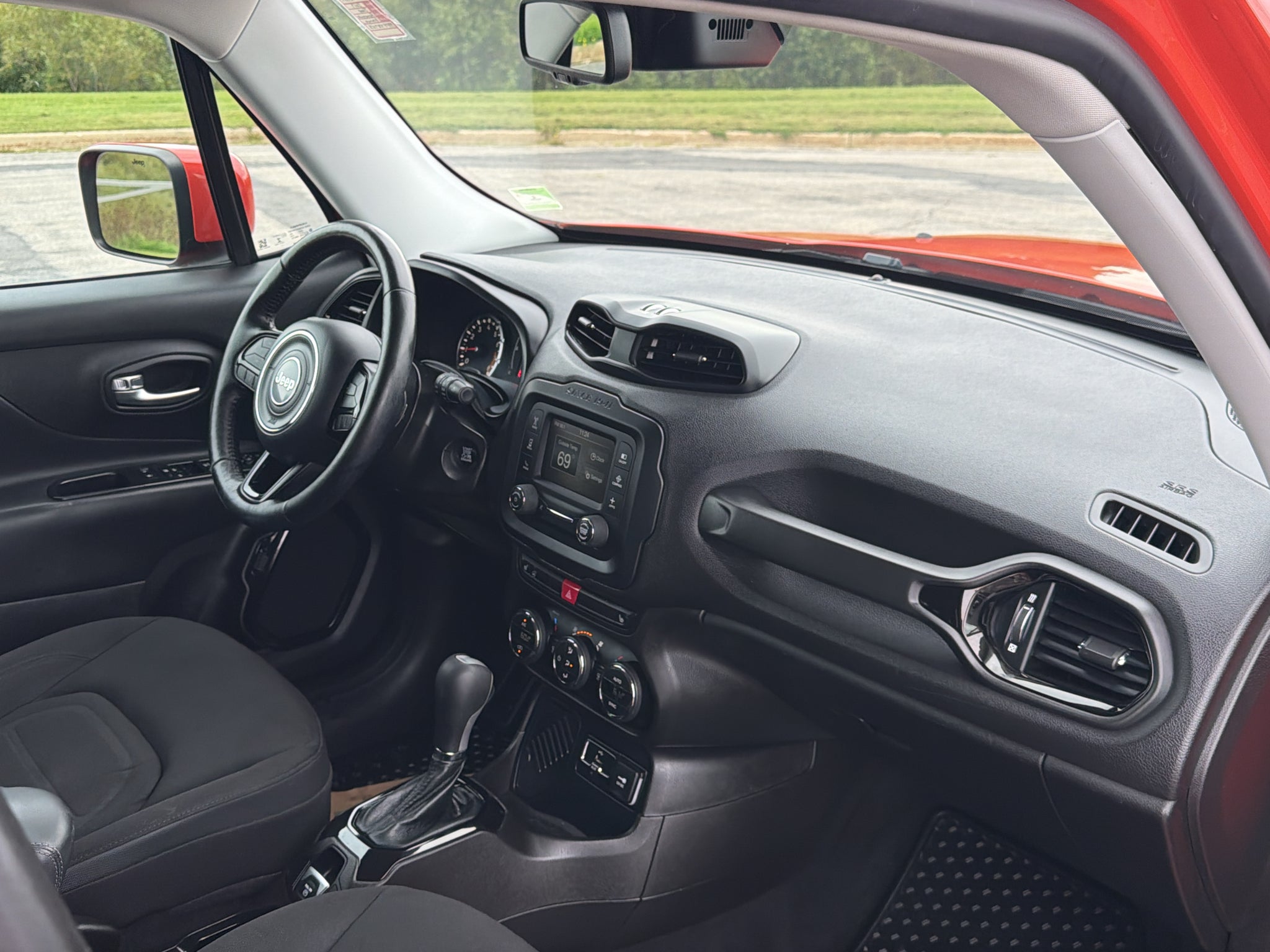 2017 Jeep Renegade Altitude