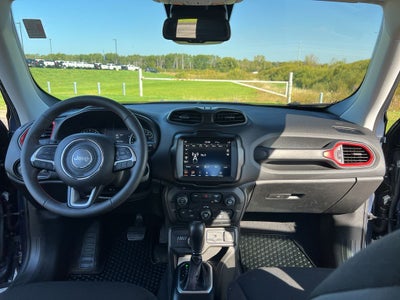 2023 Jeep Renegade Trailhawk