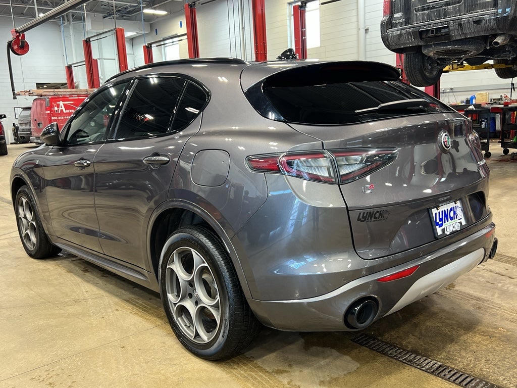 2024 Alfa Romeo Stelvio Ti
