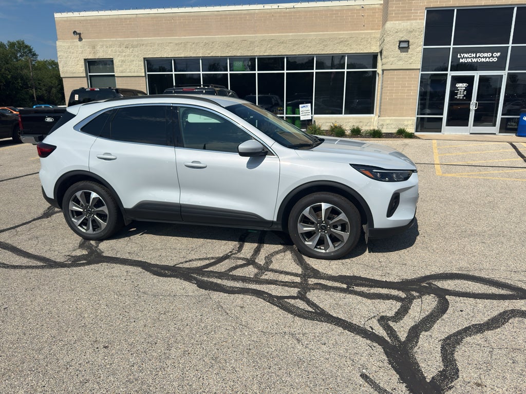2025 Ford Escape Platinum
