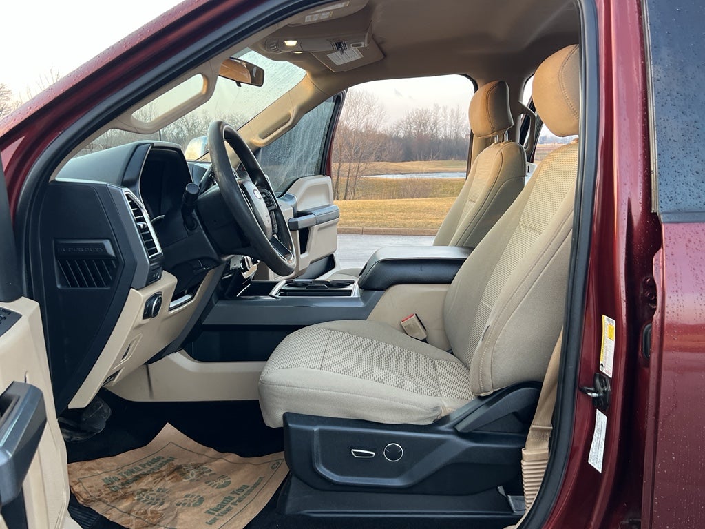 2017 Ford Super Duty F-250 Pickup XLT