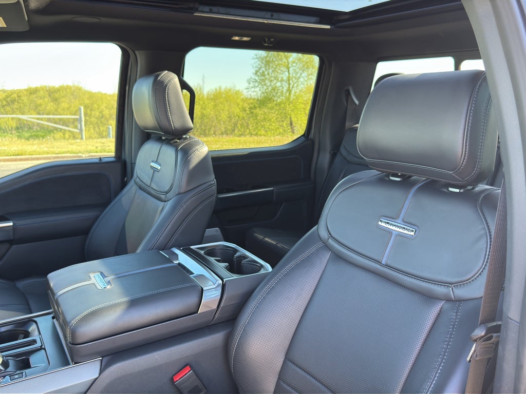 2025 Ford F-150 Platinum