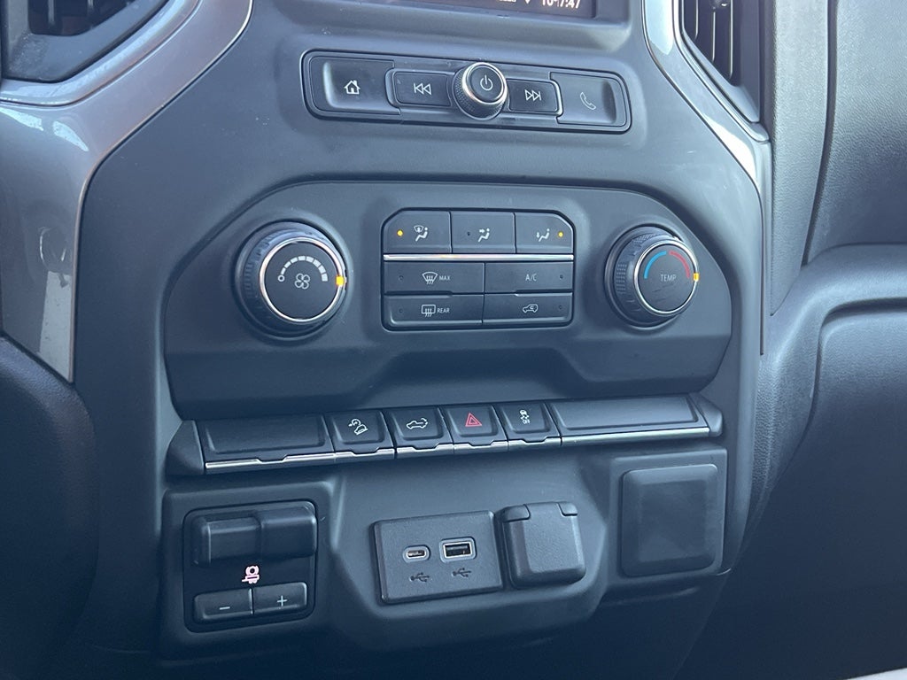 2021 Chevrolet Silverado 1500 Custom Trail Boss