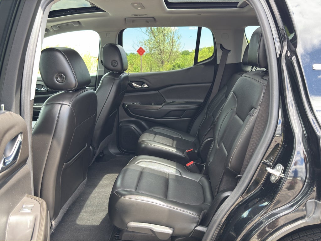 2021 GMC Acadia SLT