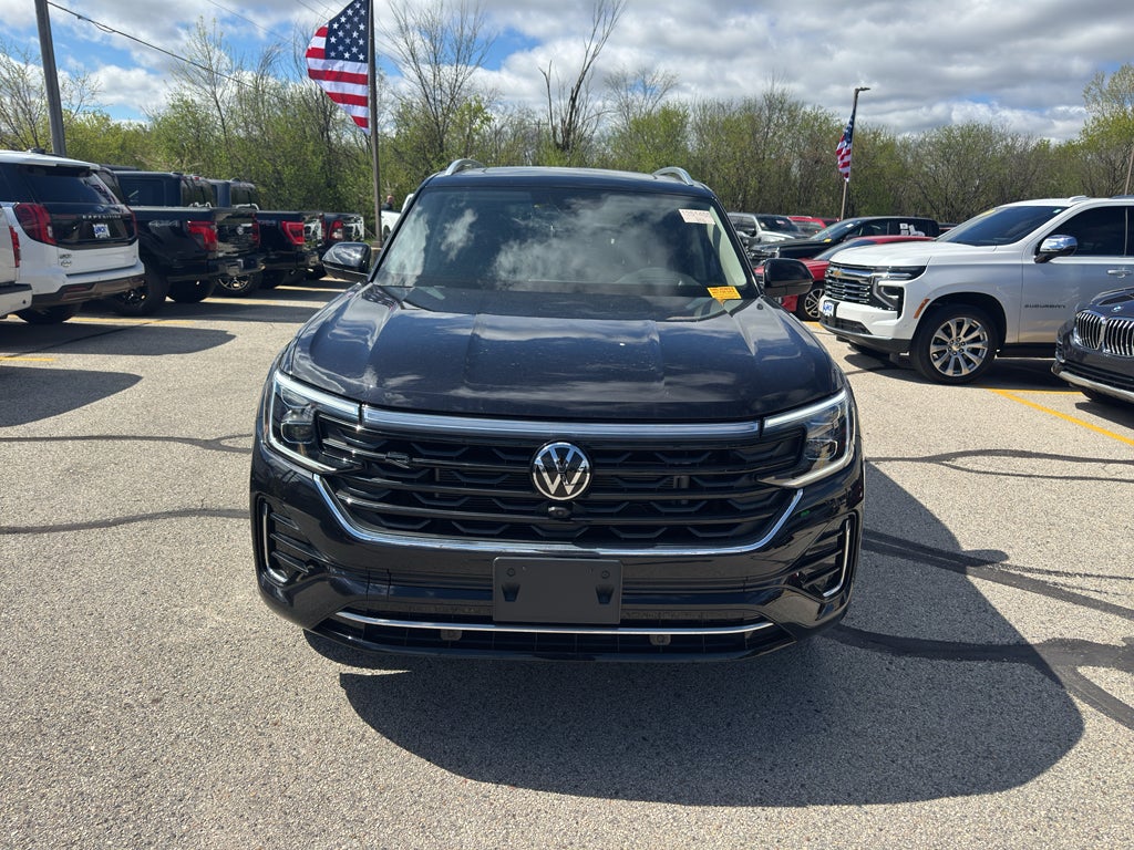 2024 Volkswagen Atlas 2.0T SEL Premium R-Line