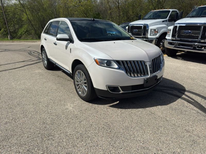 2013 Lincoln MKX FWD 4dr
