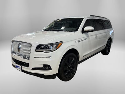 2023 Lincoln Navigator L Reserve