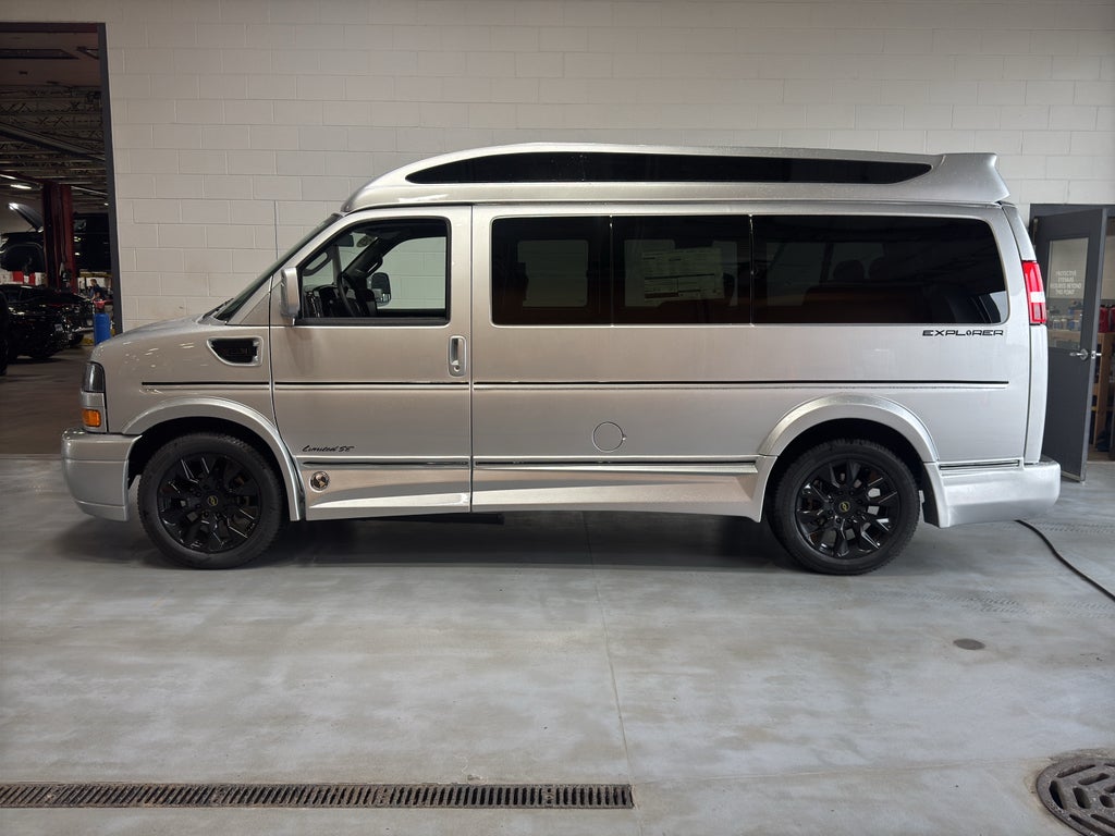 2026 Chevrolet Express Cargo WT
