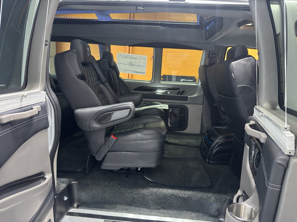 2026 Chevrolet Express Cargo WT