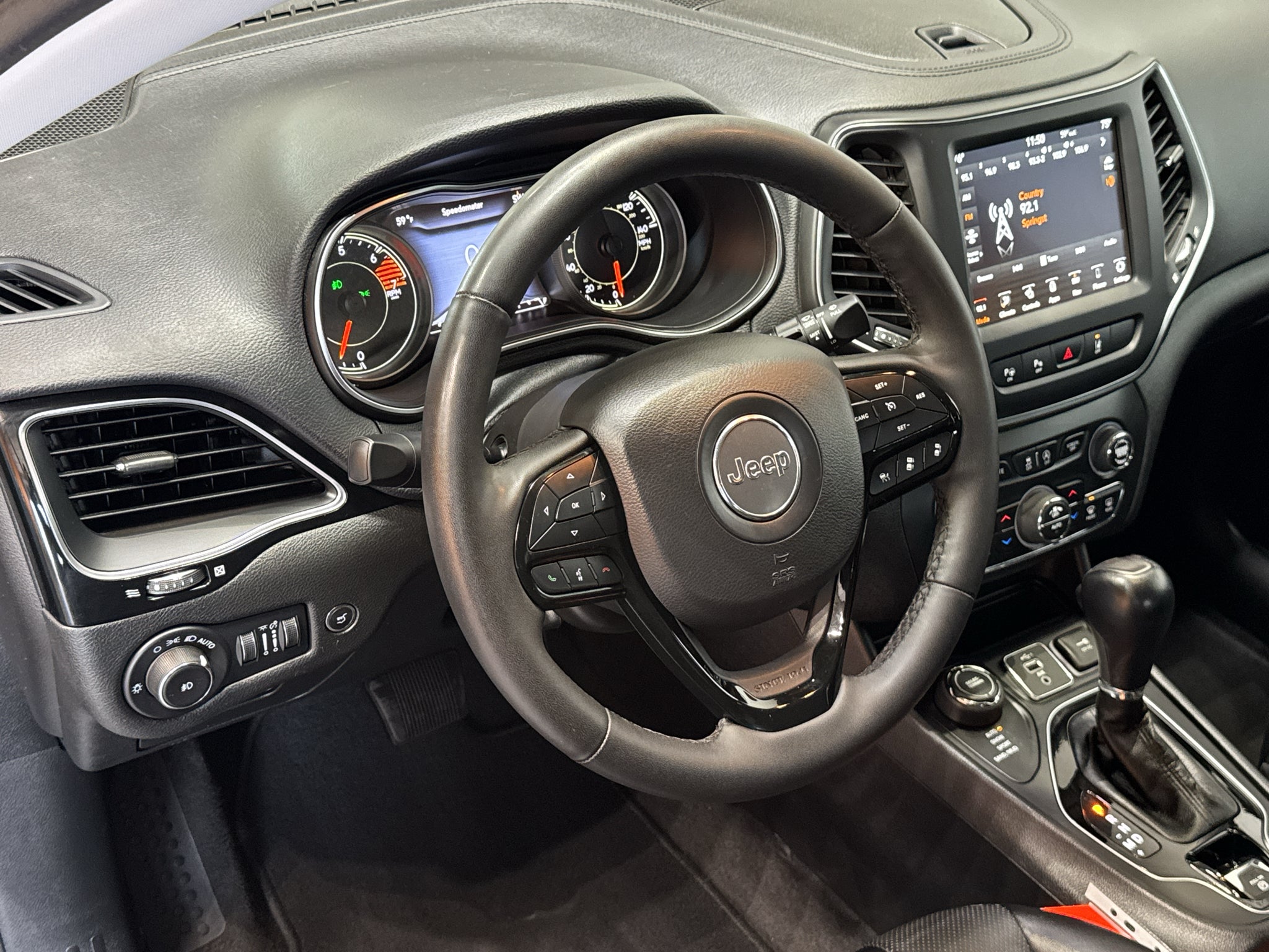 2023 Jeep Cherokee Altitude Lux