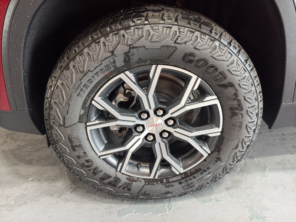 2027 GMC Acadia AT4